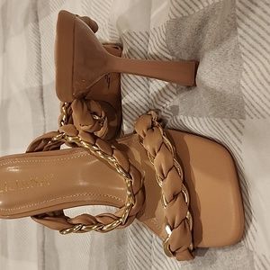 Liliana 4.5" Heels, 8